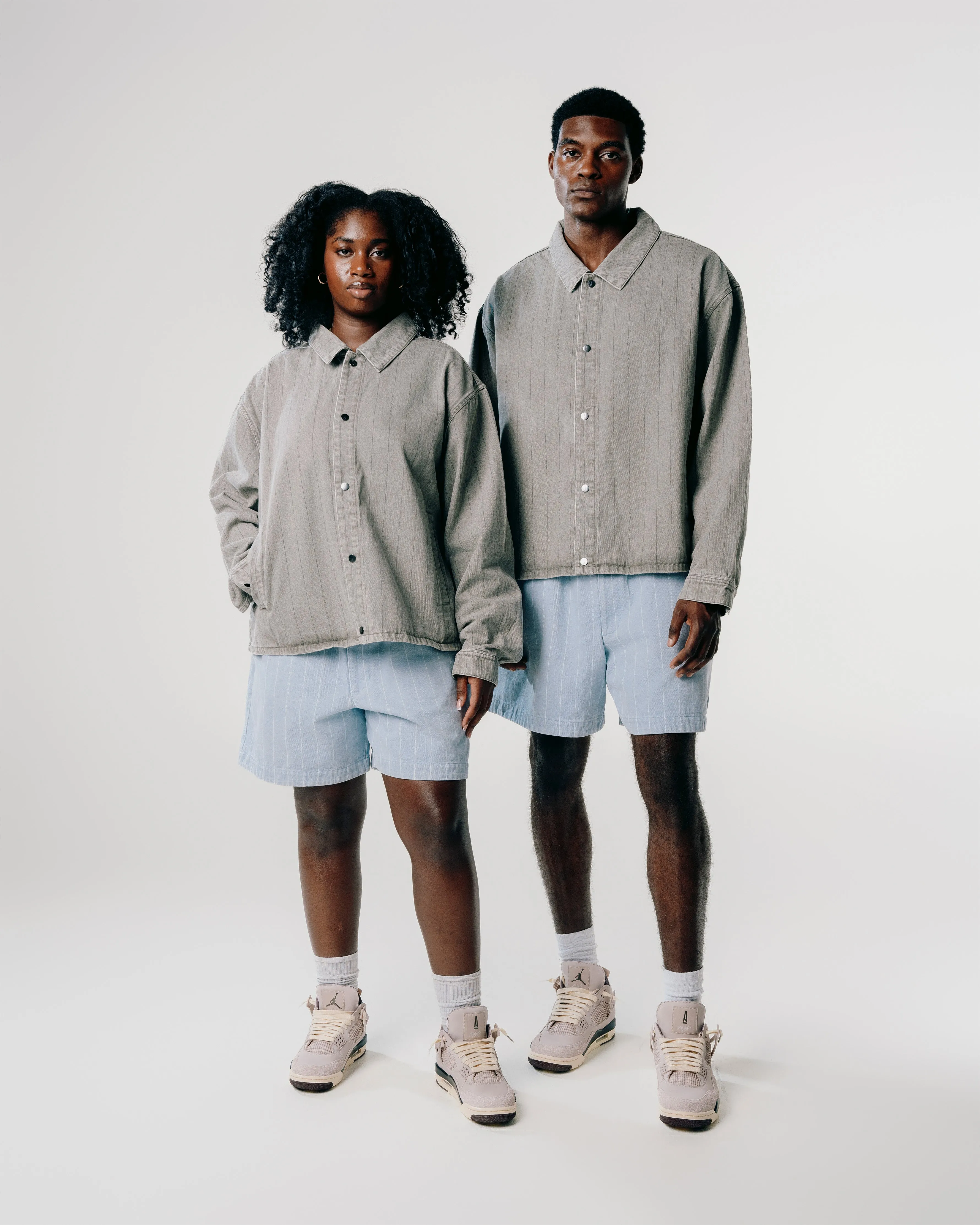 VESTE A MA MANÍERE Vêtements	COLLECTION W.Y.W.S.