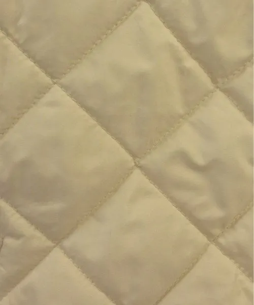BEIGE, Autre