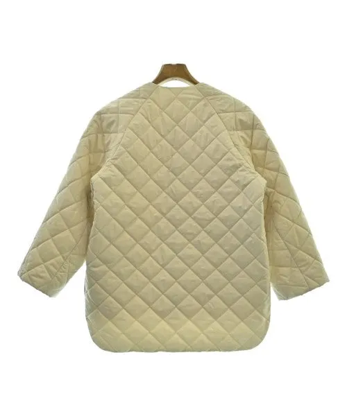 BEIGE, Autre