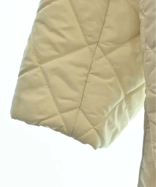 BEIGE, Autre