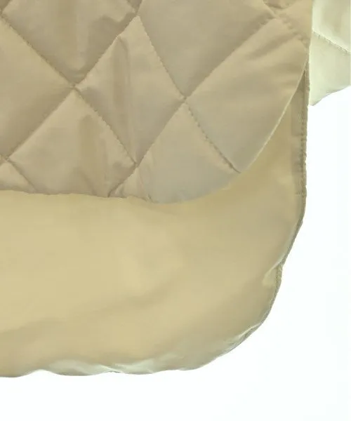 BEIGE, Autre