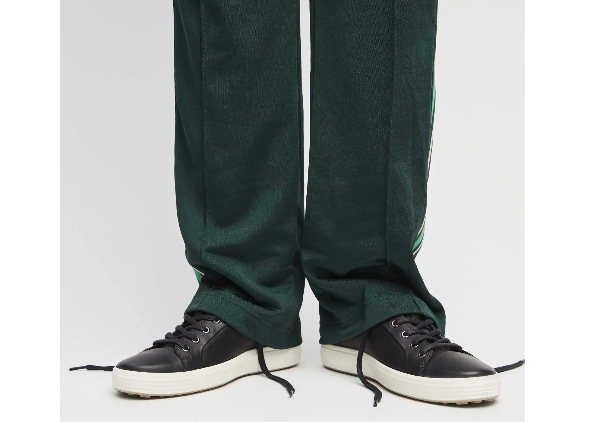 ECCO Chaussures de Sport Décontractées Homme Soft 7 en Cuir Confortable à Lacets