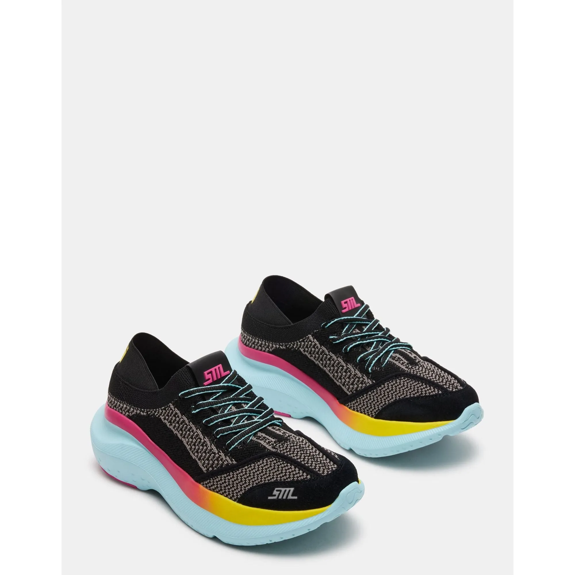 Chaussures ecco noires surélevées