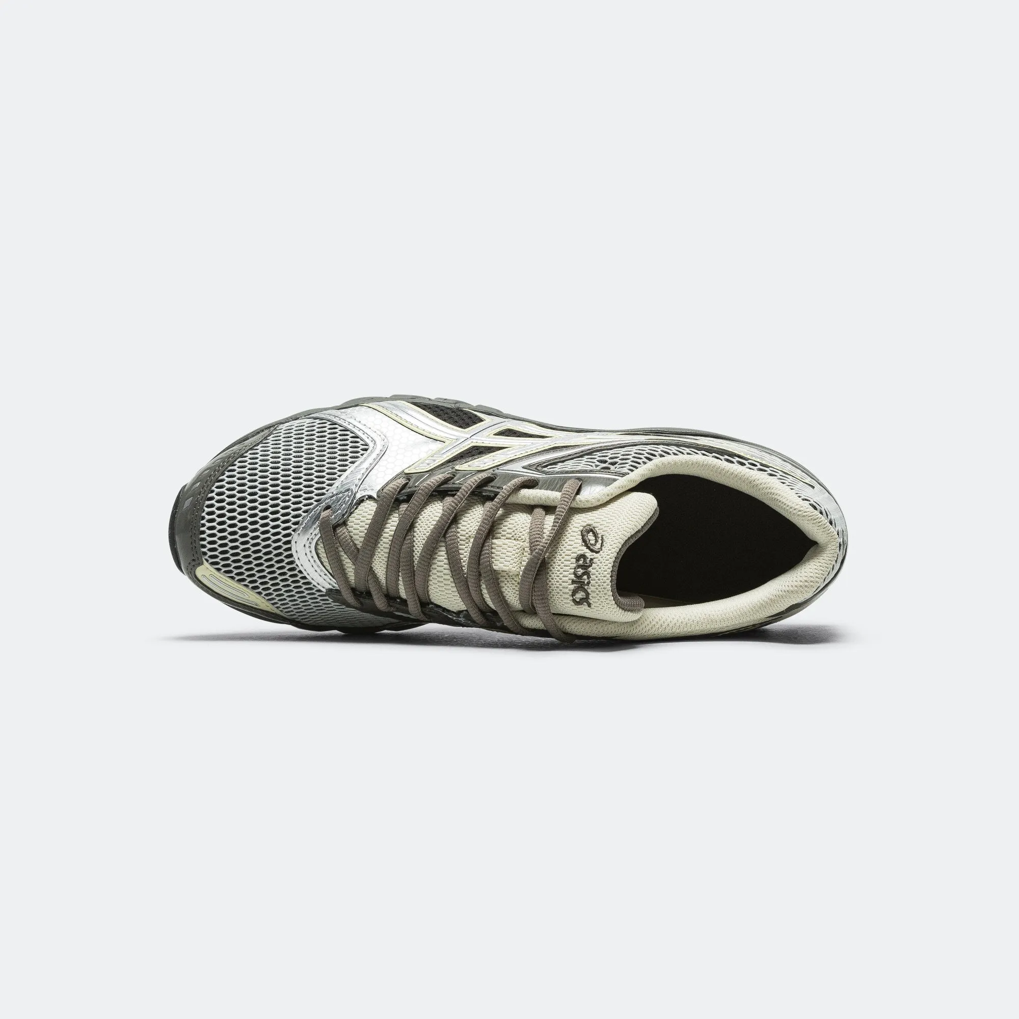 Chaussures asics GEL-DS Trainer 14 - Gris Truffe/Argent Pur