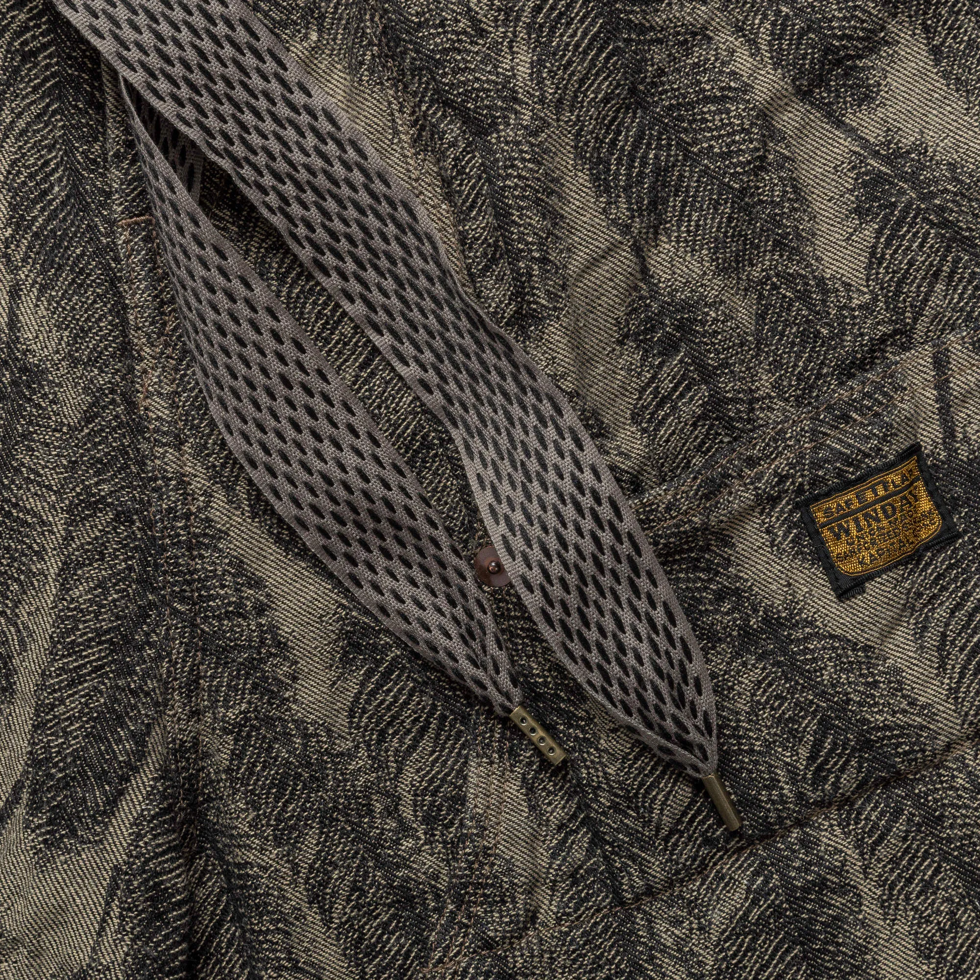 Kapital Clothing Pantacourt décontracté en denim MAGPIE 12oz avec genoux usés - Noir/Beige