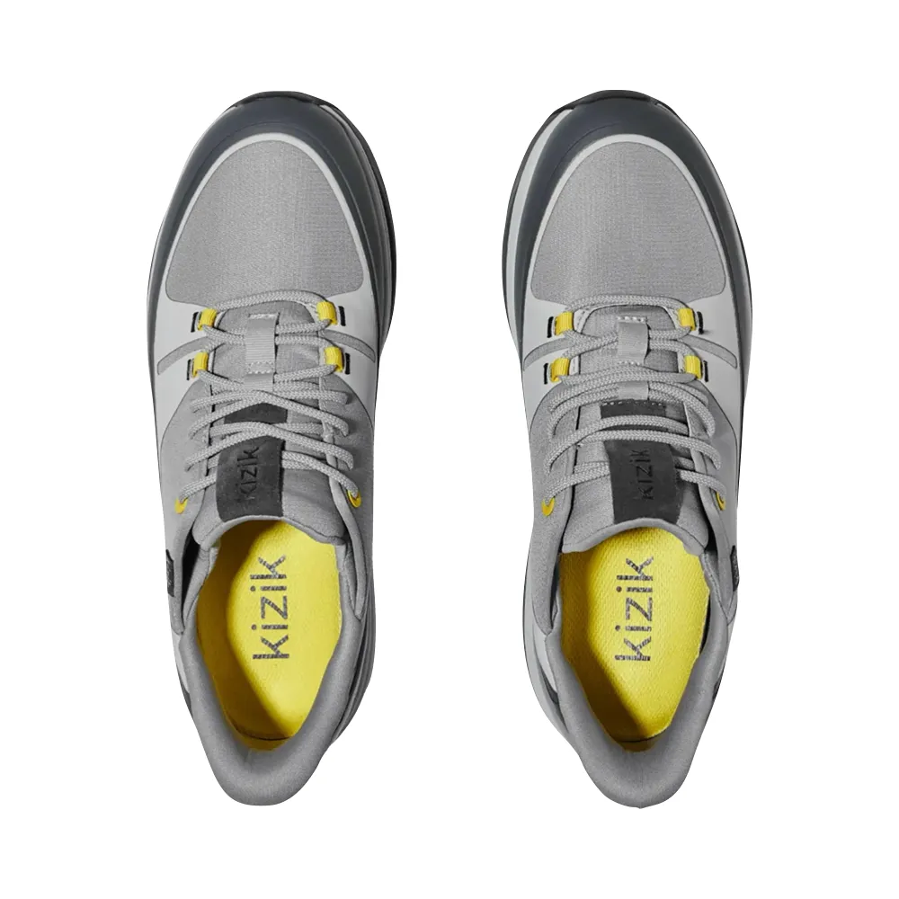 Kizik Chaussure de Sport London AT Sans Lacets pour Homme en Alloy/Poppyseed