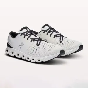Chaussures Homme Chubbies On Men's Cloud X 4 - Ivoire / Noir