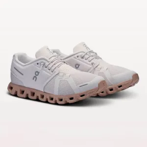 Chubbies pour Hommes sur les Chaussures Women's Cloud 5 - Sable Rose Brun