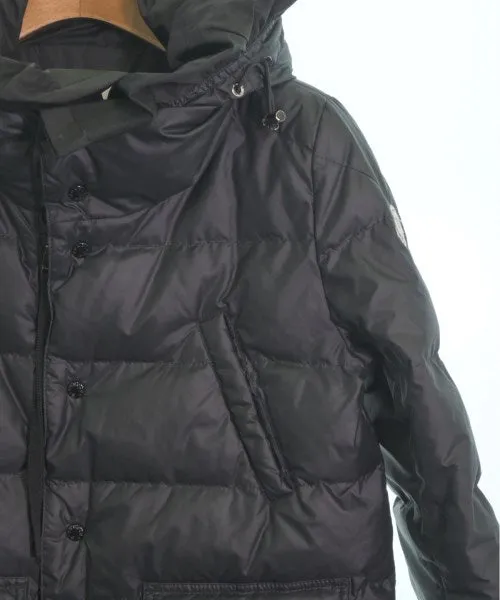 Vestes en duvet MONCLER S / Gilets