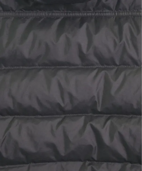 Vestes en duvet MONCLER S / Gilets