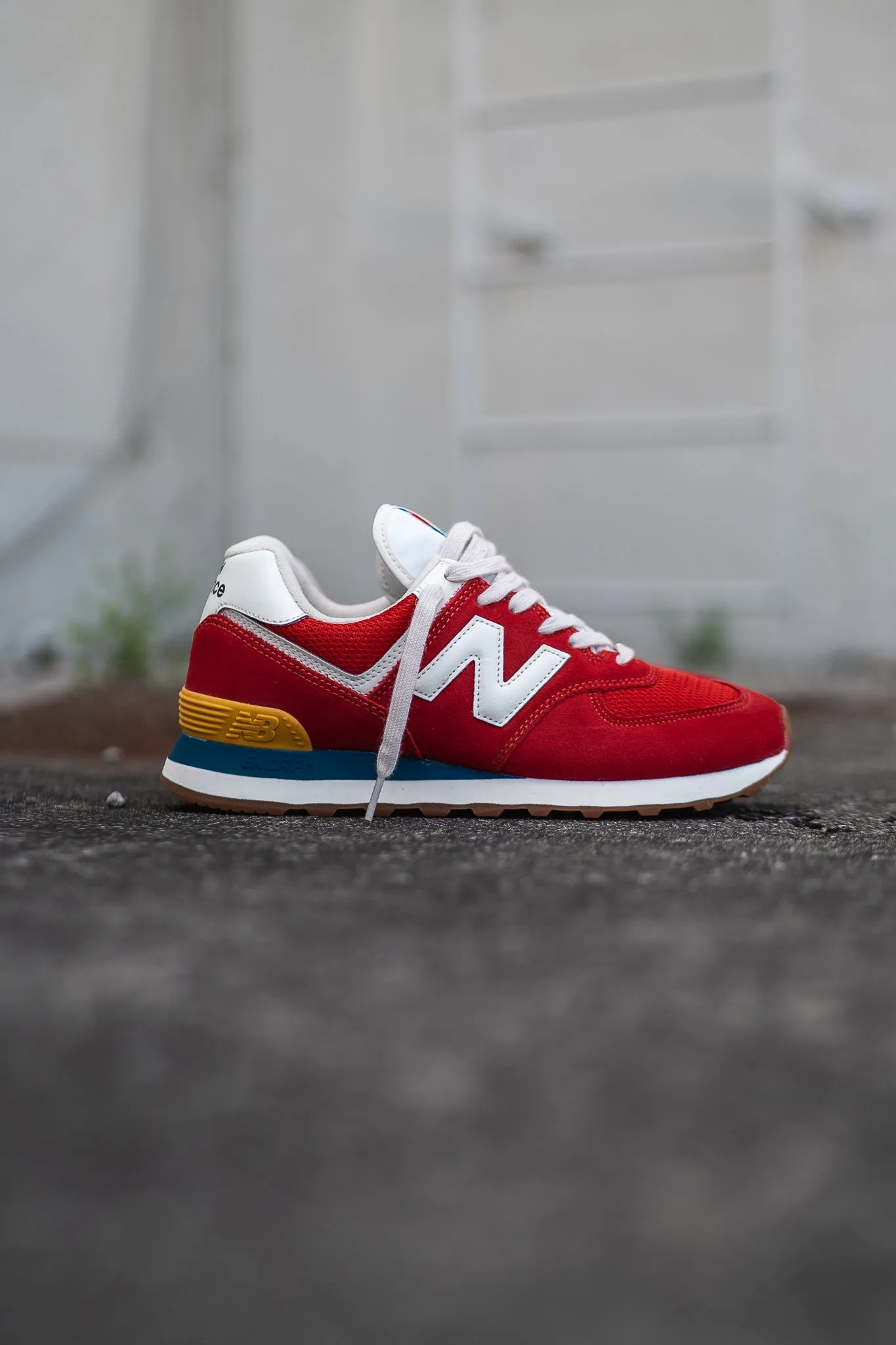 New Balance 574 (Cramoisi) - ML574HA2