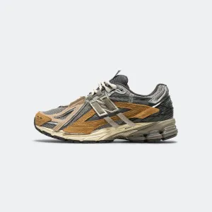 New Balance Clothing U1906AA