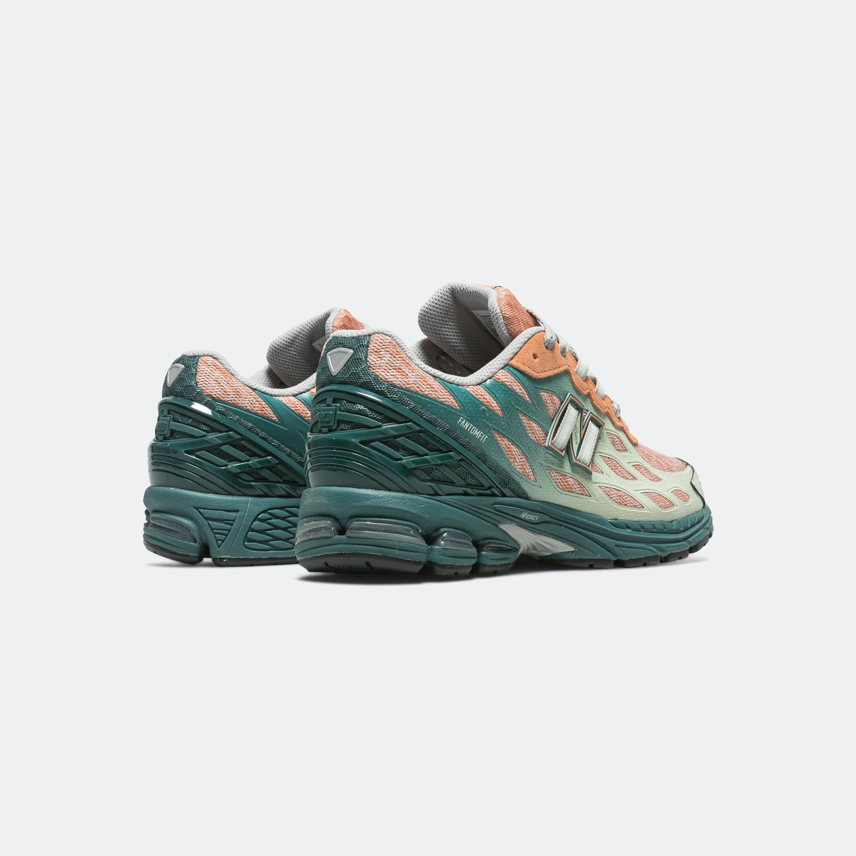 Vêtements New Balance U1906WFB