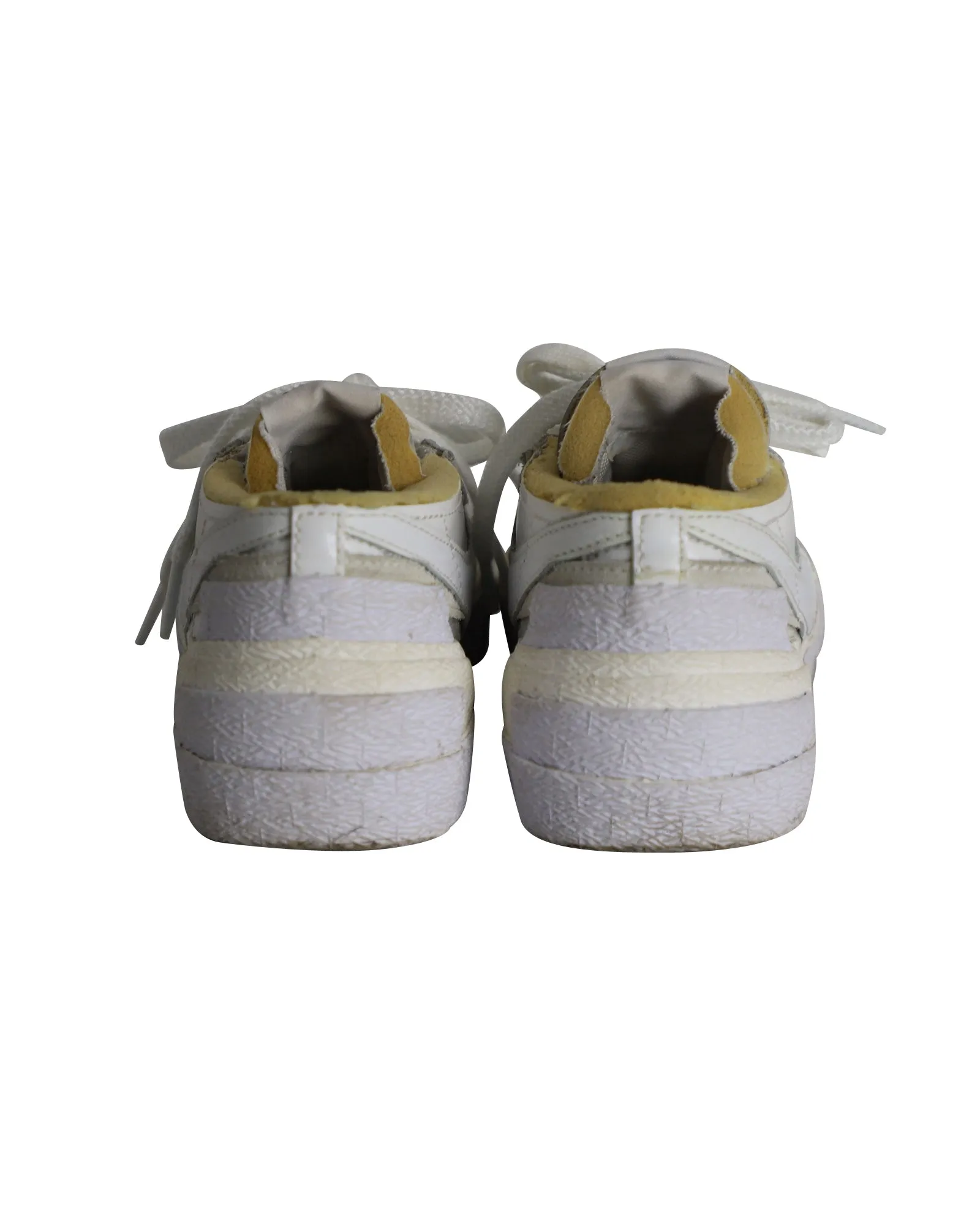 Nike x Sacai Blazer Low Sneakers en cuir verni blanc