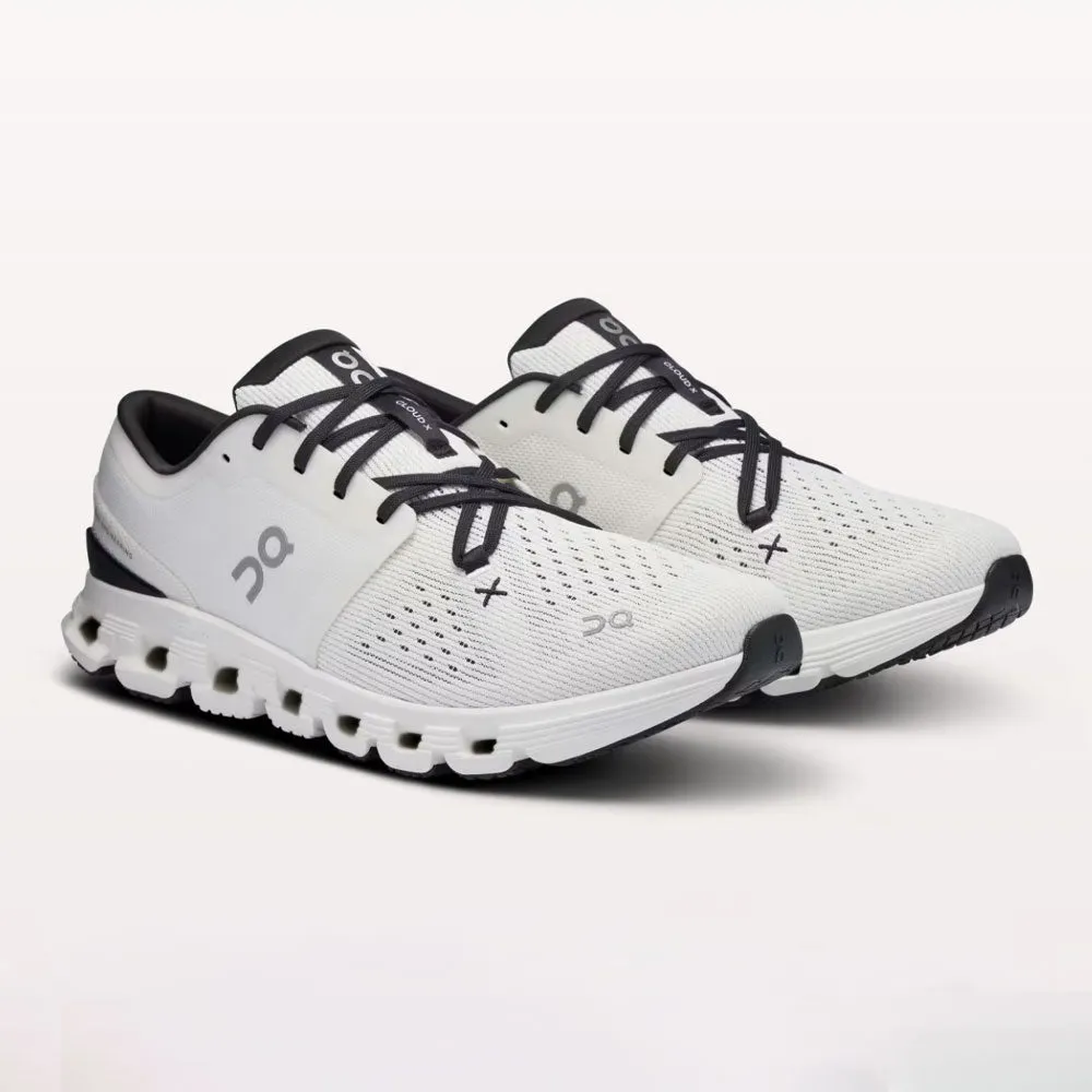 Chaussures On Men's Cloud X 4 - Ivoire / Noir Vêtements On Cloud