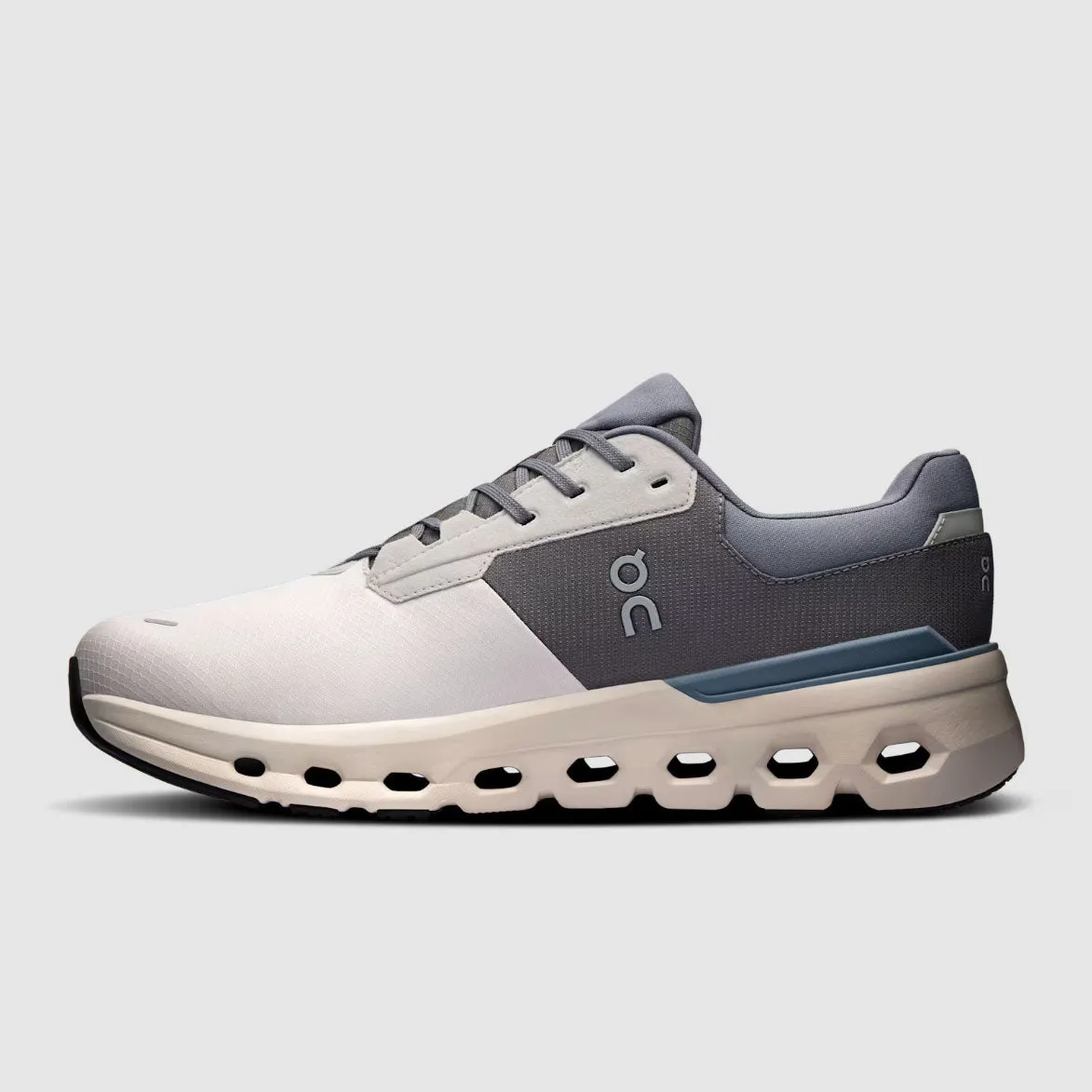 Sur les chaussures imperméables Men's Cloudrunner 2 - Loup / Poussière sur vêtements Cloud