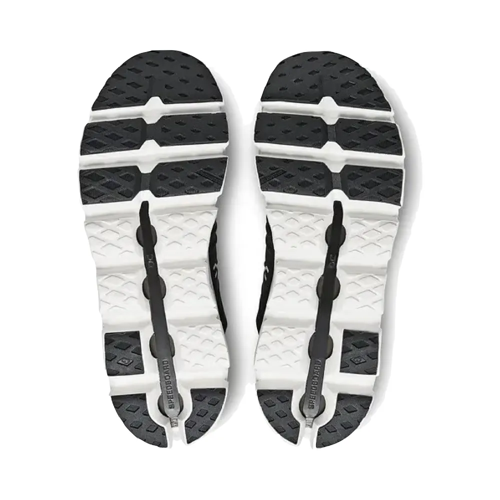 Sur la chaussure de sport Cloudswift 3 pour hommes en noir uni