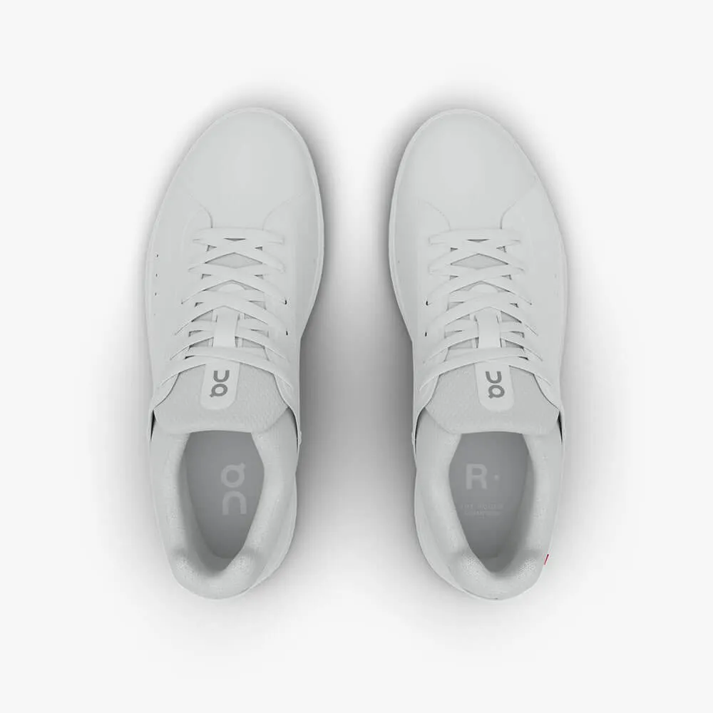 Sur les chaussures The Roger Advantage pour hommes - Tout blanc sur les vêtements Cloud