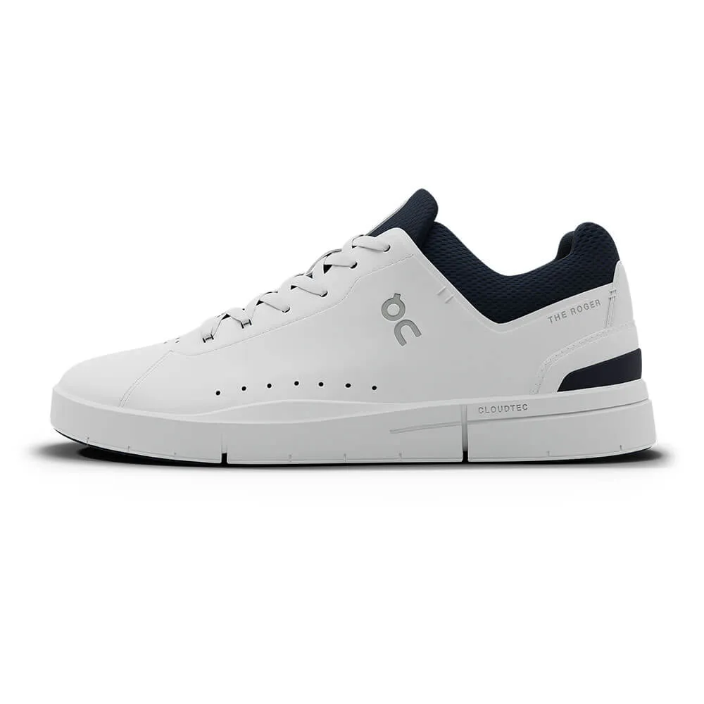 Sur les chaussures The Roger Advantage pour hommes - Blanc / Minuit sur les vêtements Cloud
