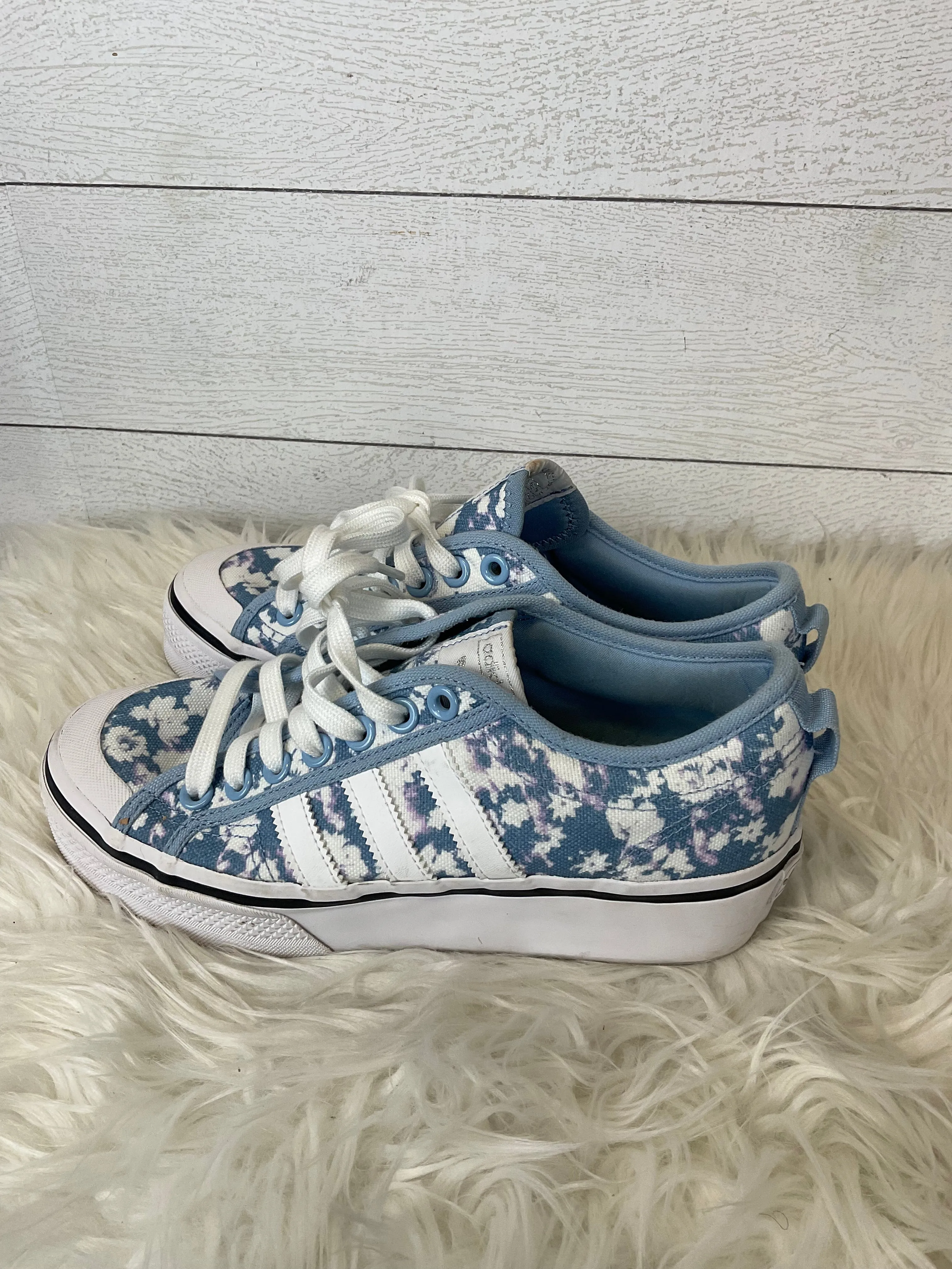 Chaussures Sneakers Adidas en bleu, Taille : 8.5