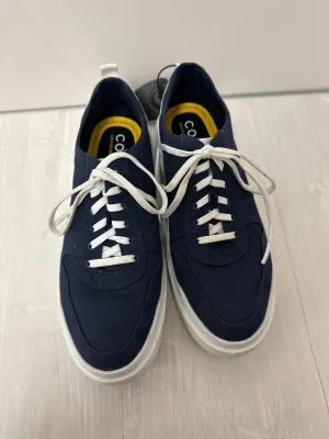 Chaussures Sneakers par Cole-Haan en bleu marine, Taille : 8.5