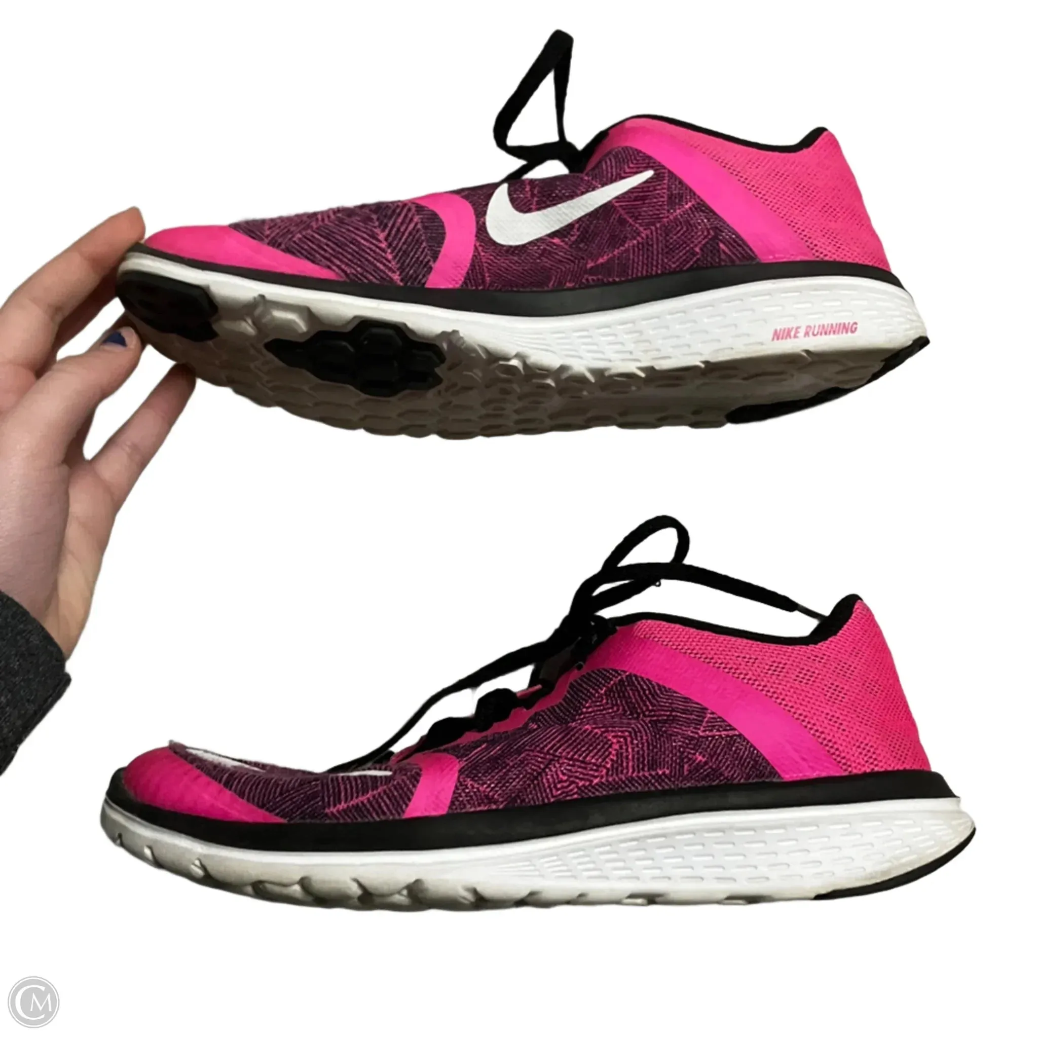 Chaussures Sneakers par Nike en Noir & Rose, Taille : 9