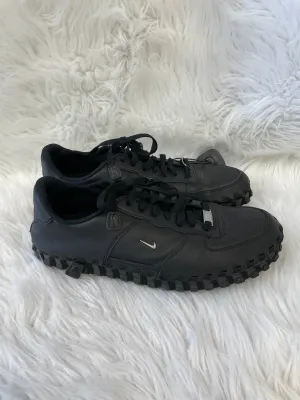 Chaussures Sneakers par Nike en noir, Taille : 11