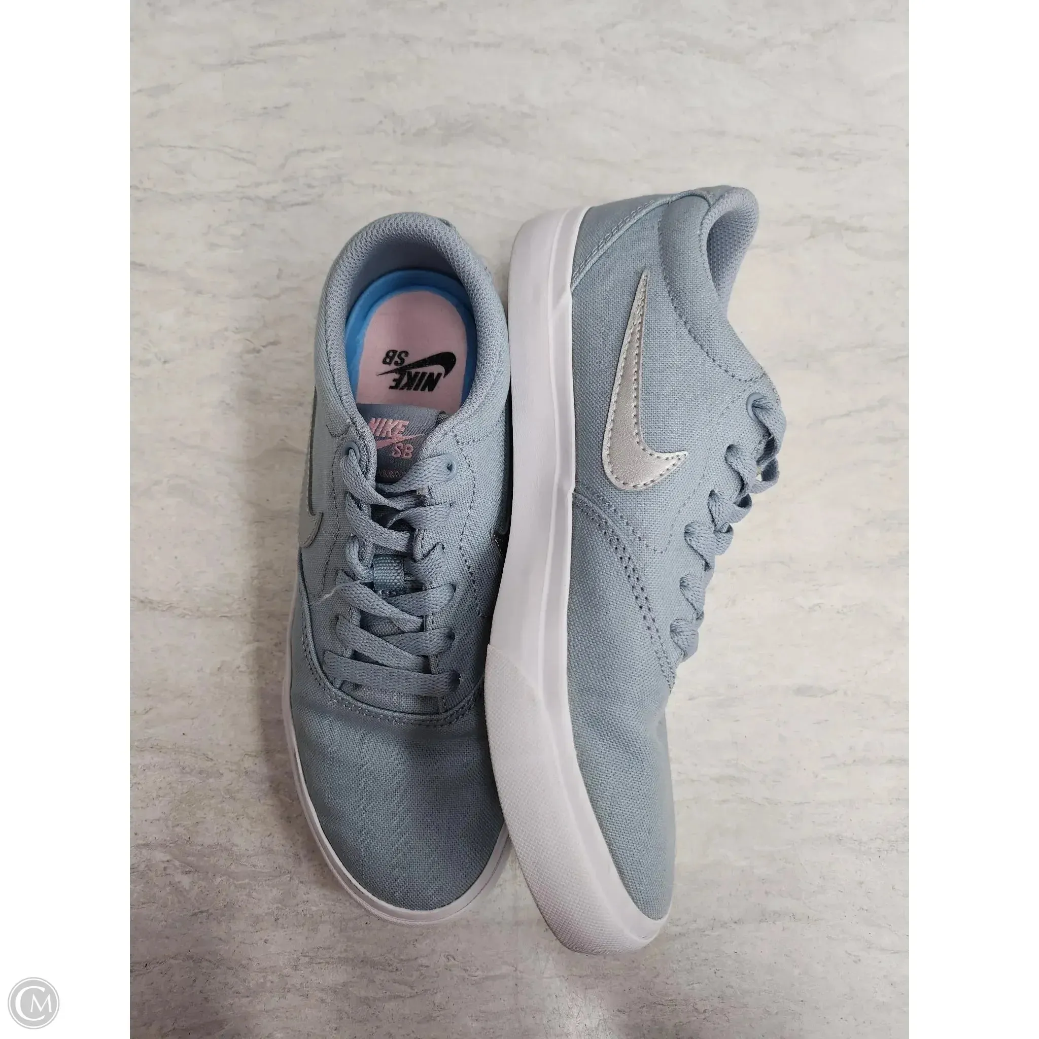 Chaussures Sneakers Nike en bleu, Taille : 7