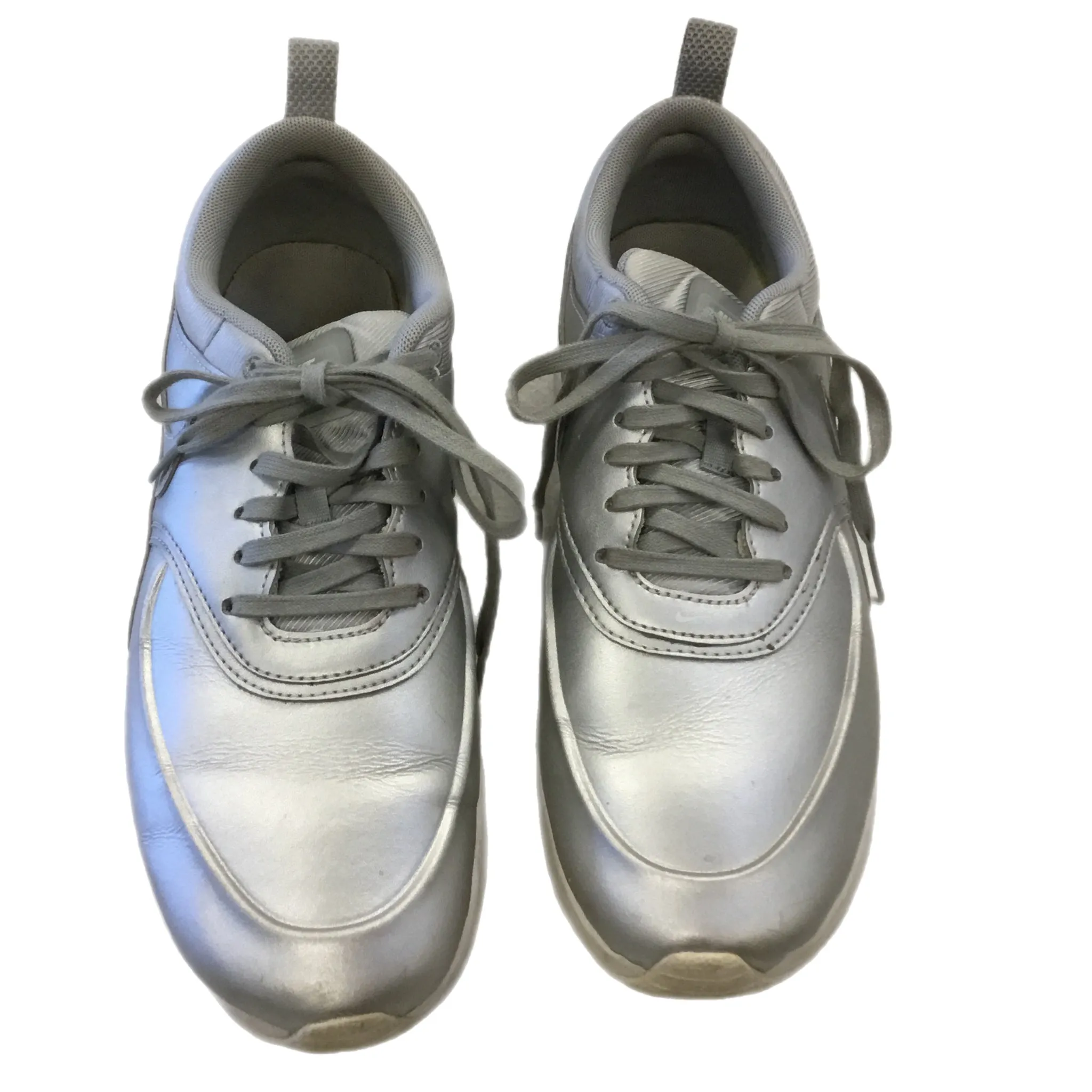 Chaussures Sneakers par Nike en argent, Taille : 9