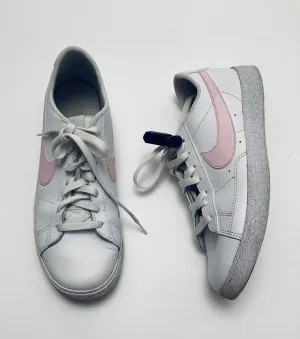 Chaussures Sneakers par Nike Taille : 7