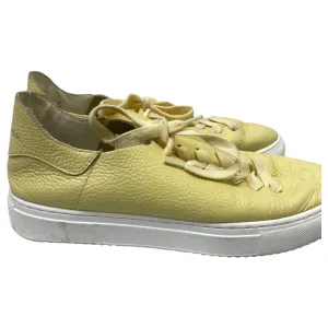 Chaussures Sneakers par Sam Edelman en jaune, Taille : 8.5