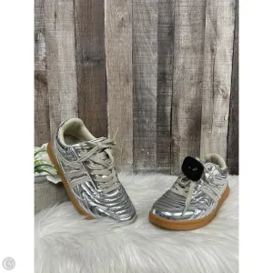 Chaussures Sneakers Par Steve Madden En Argent, Taille : 9