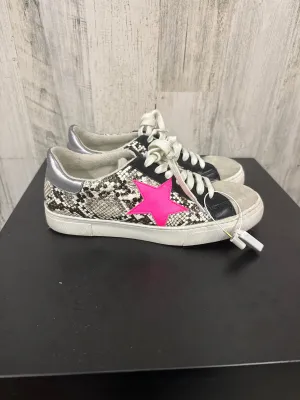 Chaussures Sneakers par Steve Madden  Taille : 7