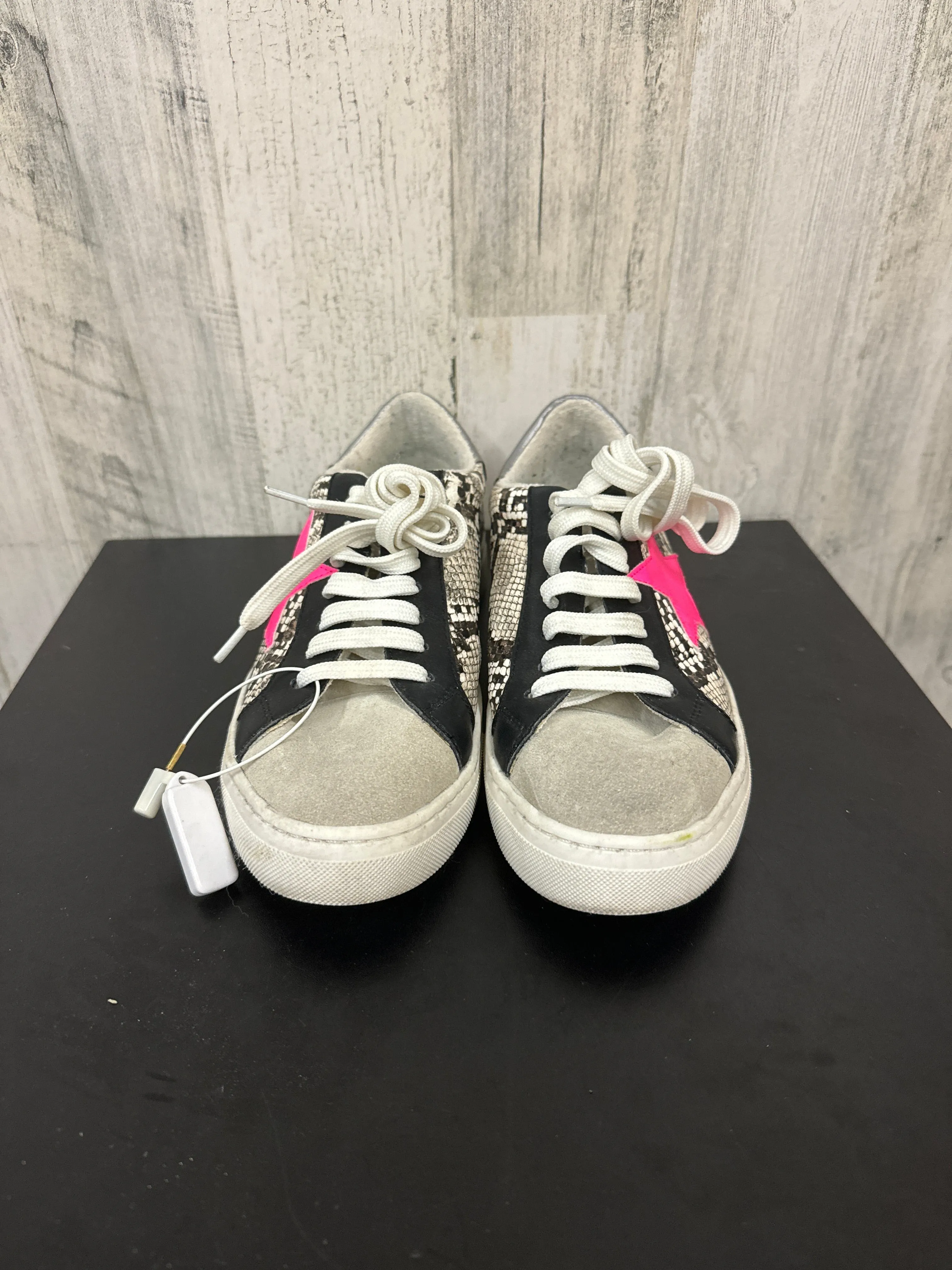 Chaussures Sneakers par Steve Madden  Taille : 7