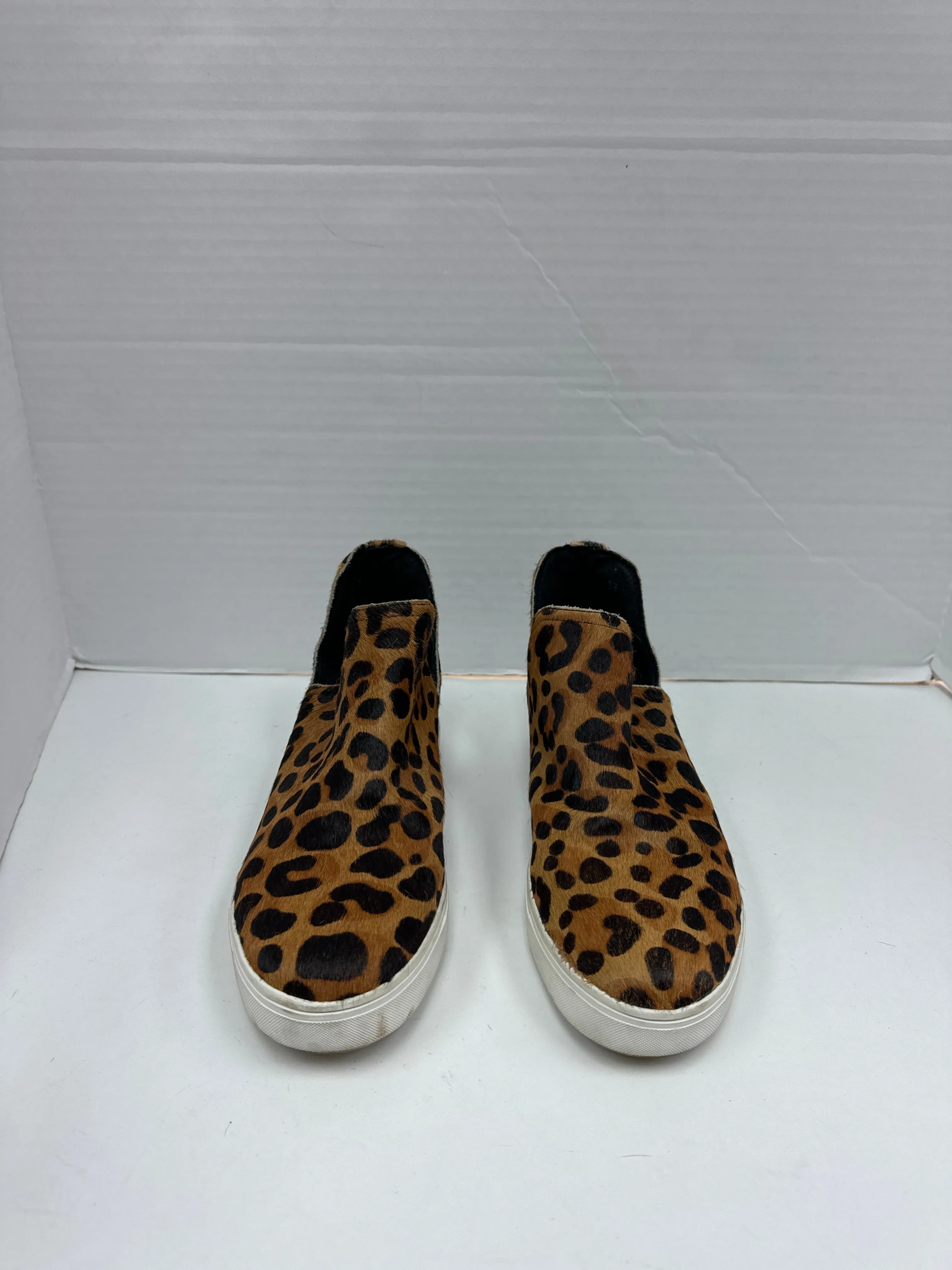 Chaussures Sneakers par Steve Madden  Taille : 7