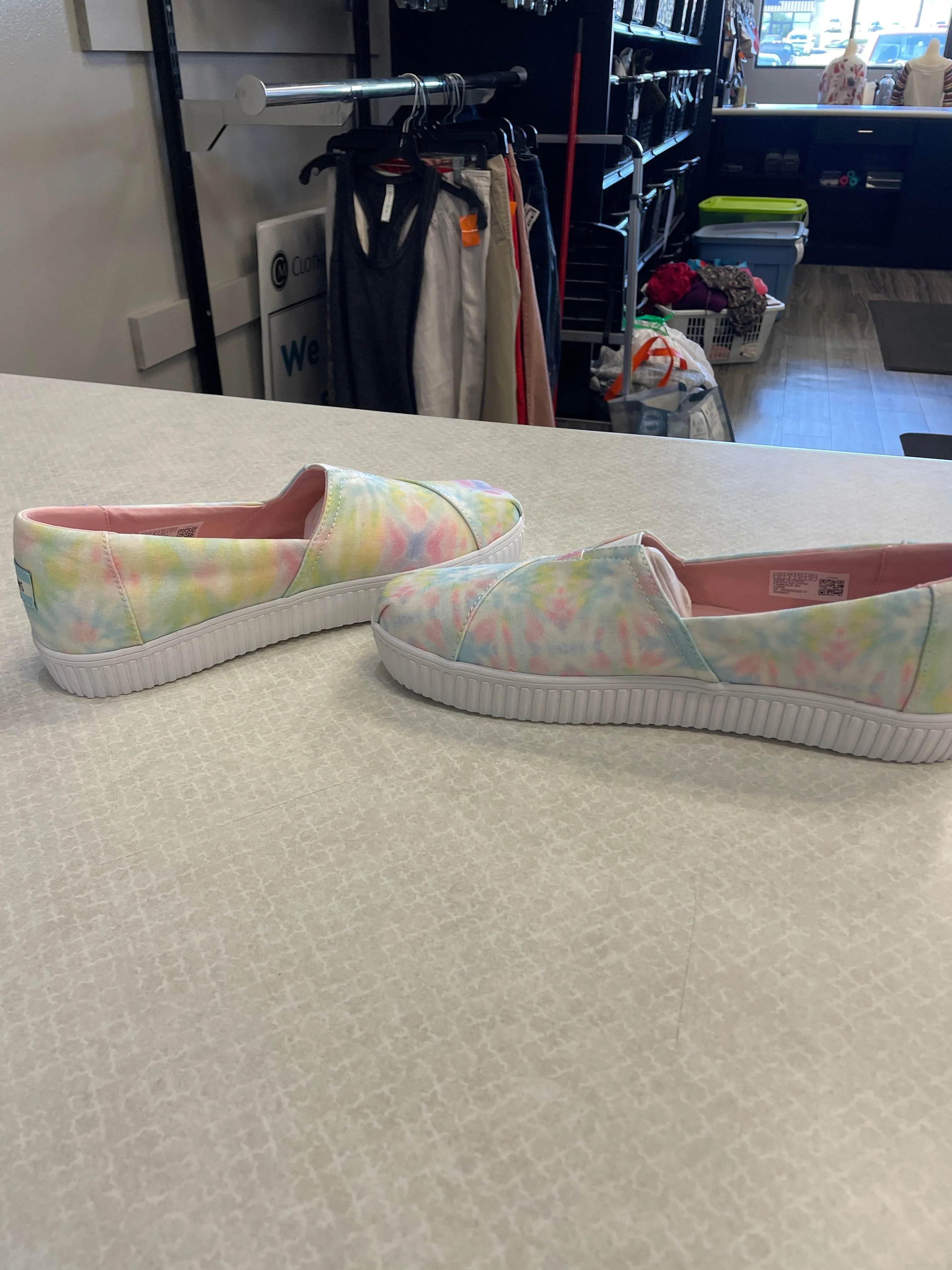 Chaussures Sneakers par Toms en impression tie-dye, Taille : 10