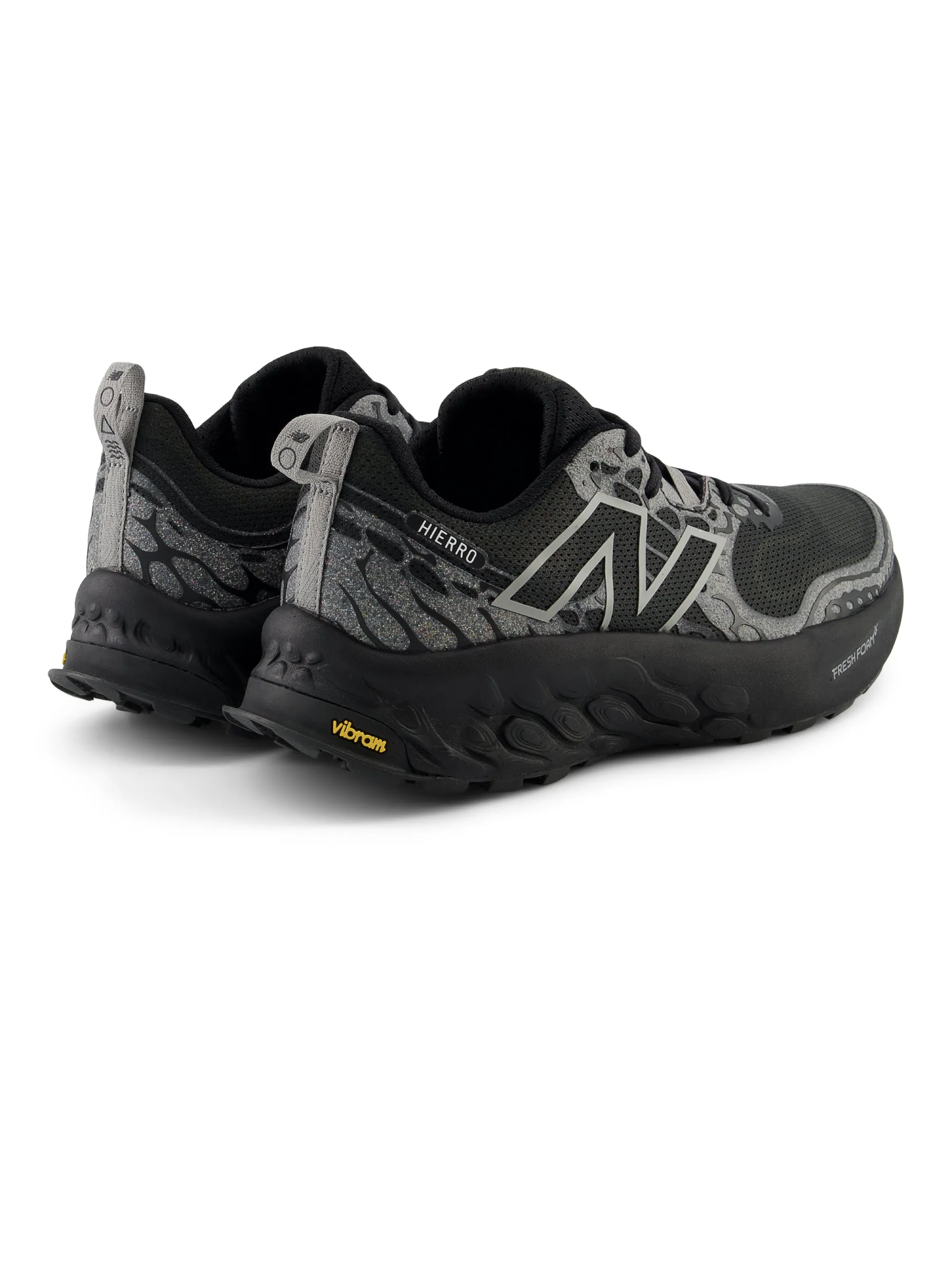 Baskets pour Homme Hierro V8 Fresh Foam X Noir