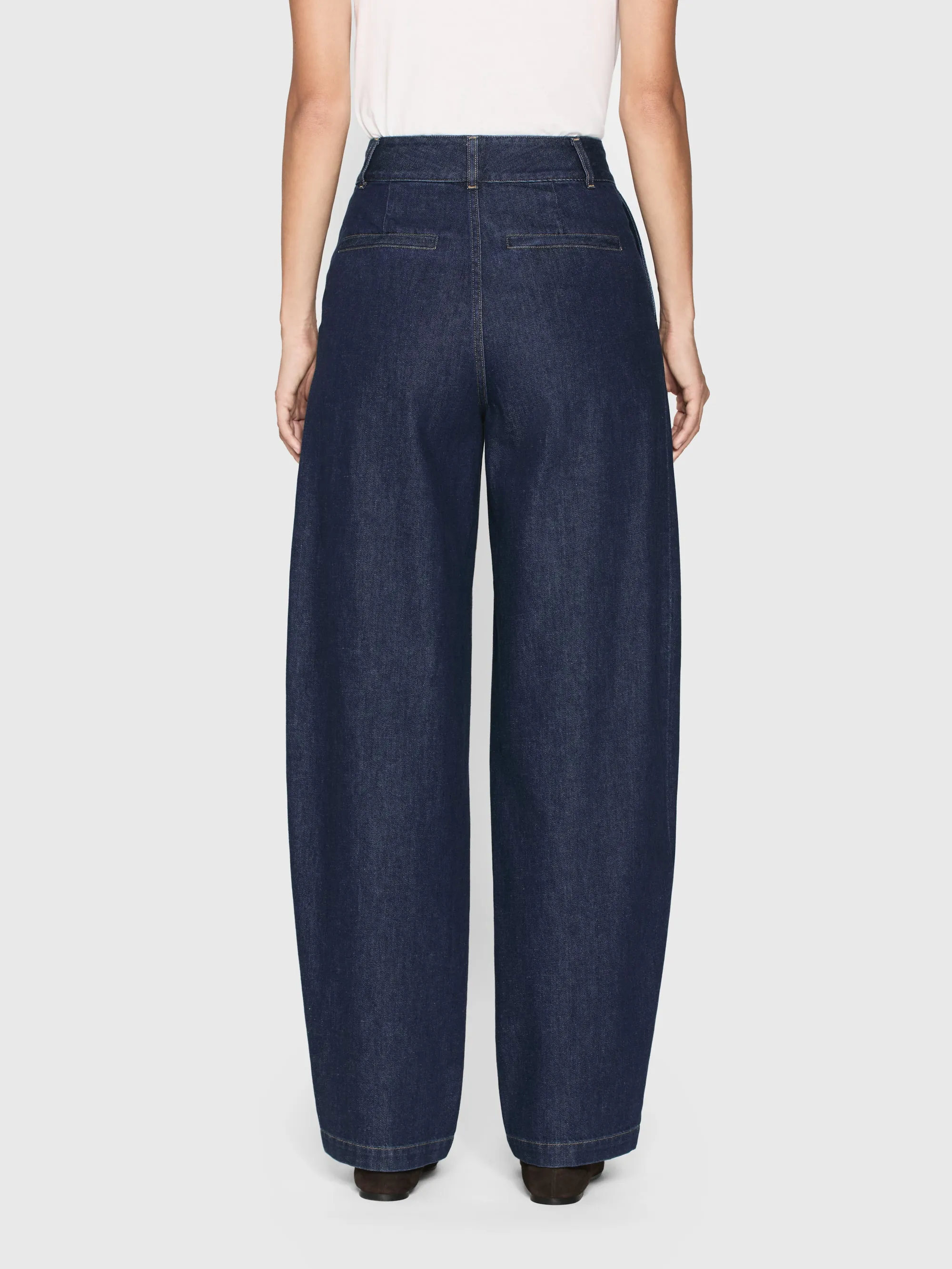 Le Pantalon Effilé -- Rinçage