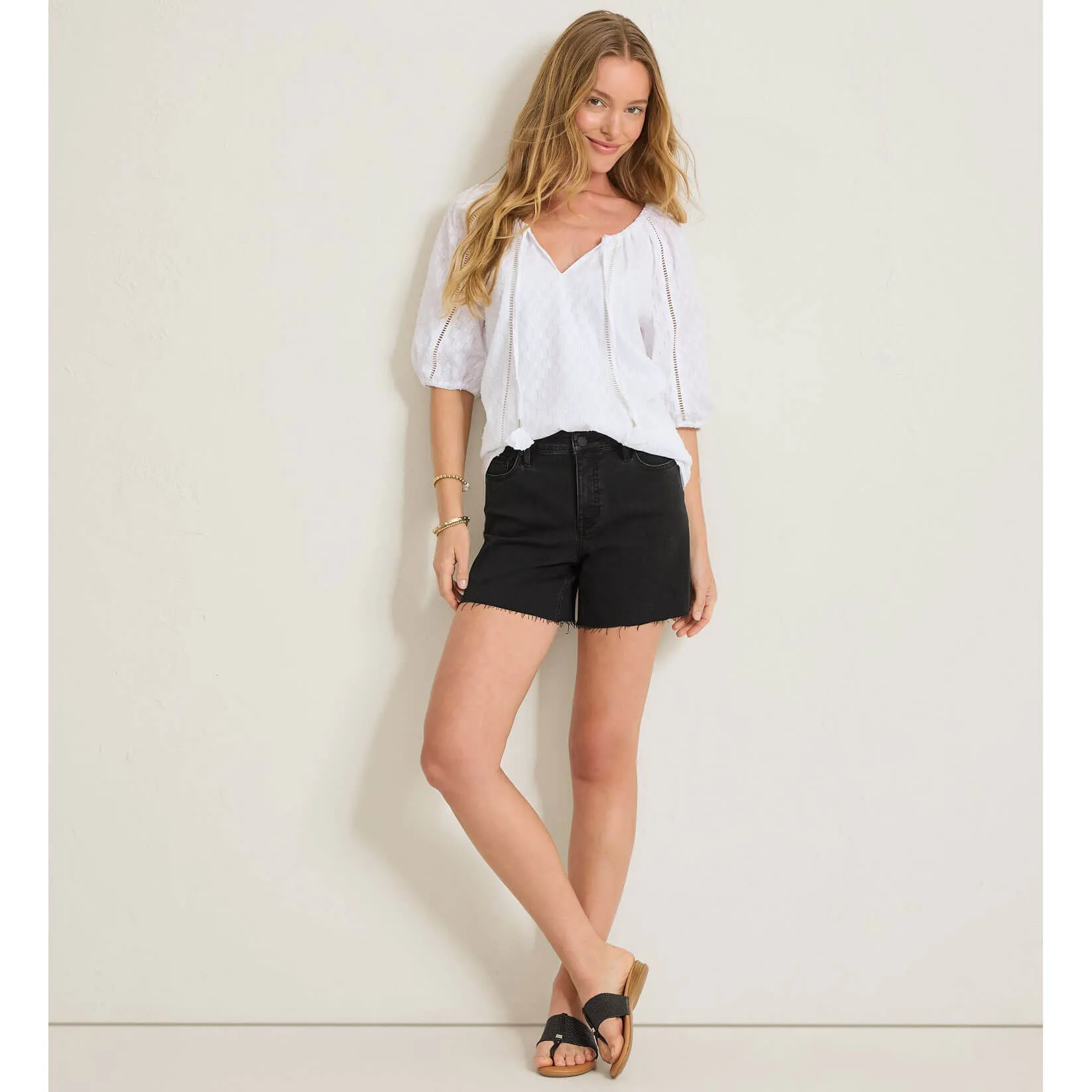 Vêtements de sport Tommy Bahama pour femmes - Shorts en jean décontracté noir 5 pouces Tommy Bahama pour femmes - Lavage noir côtier